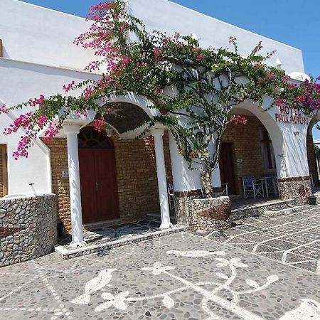 Hotel Palladion Karterados  Buitenkant foto